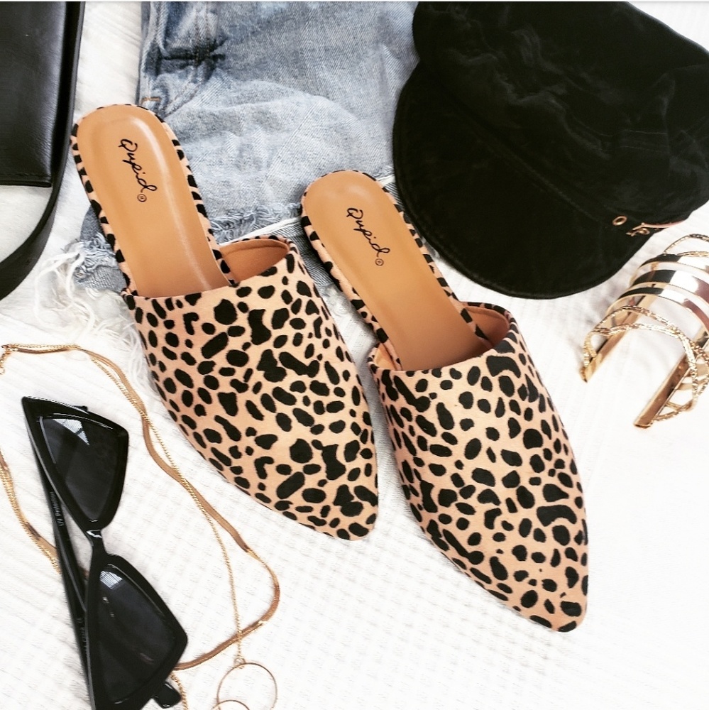 price firm!The Marcy// leopard print mule flat - Picture 1 of 5